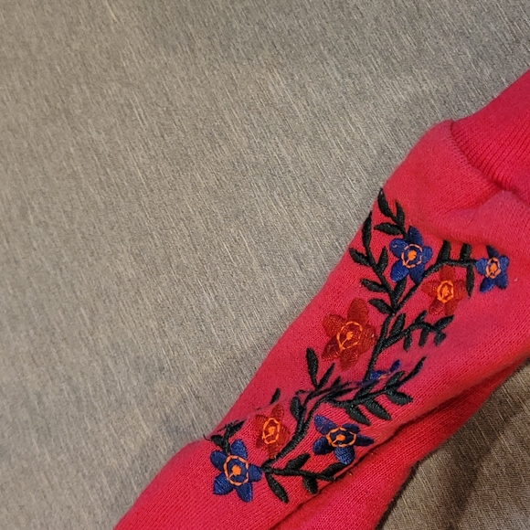 Ruffled jacket - Picture 3 of 5